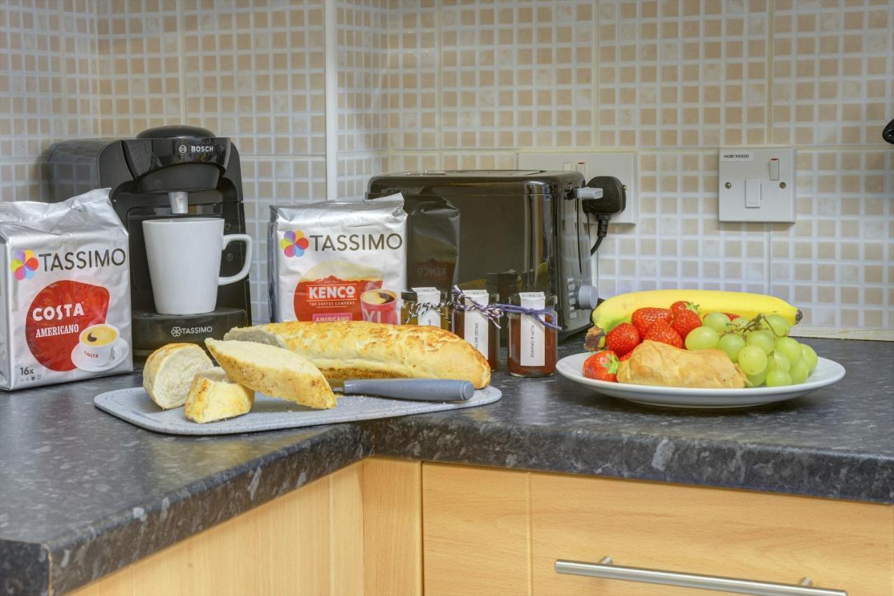 Modern 2 Bed House Sleeps 6 Southam Town Centre - Inspire Homes Ltd 외부 사진